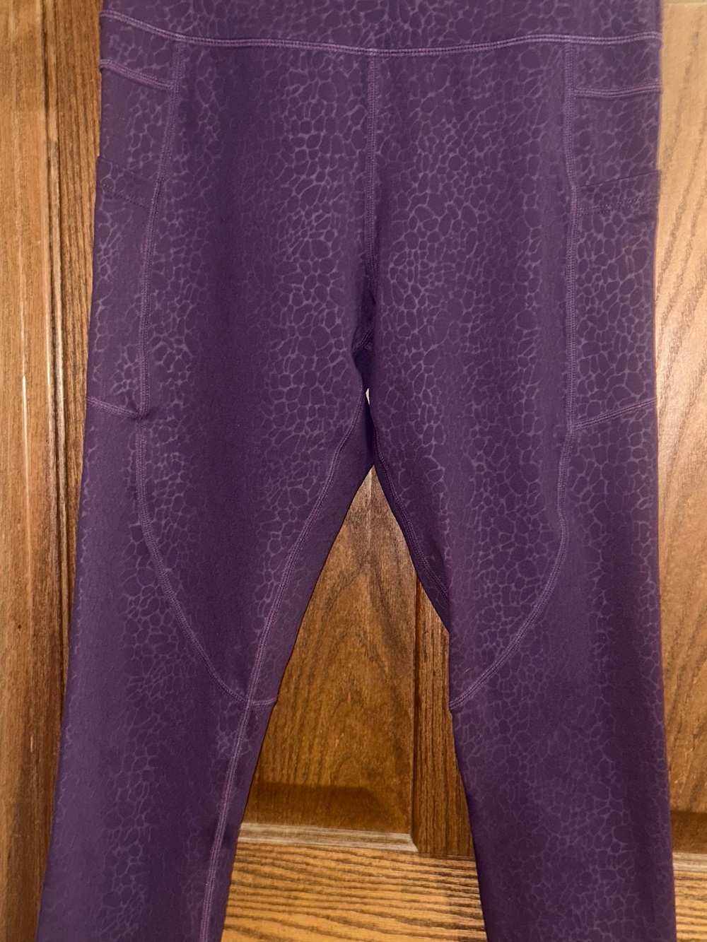 Women’s Purple Active capri Leggings with Side Pockets
